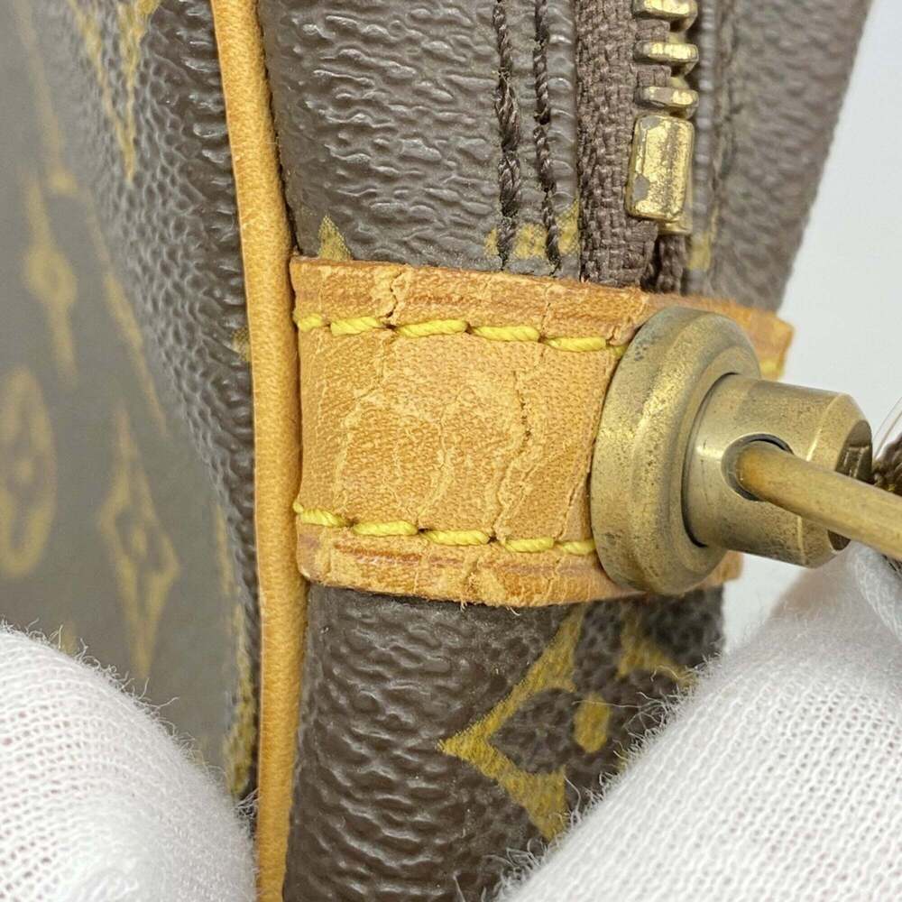 LOUIS VUITTON Brown Monogram Clutch Bag - Picture 6 of 10